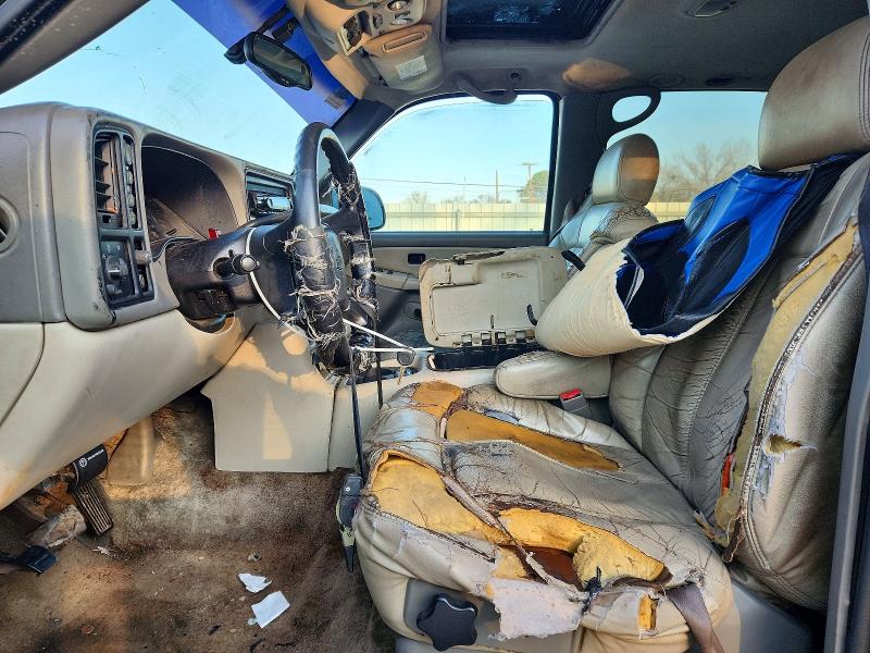 Photo 7 from auction – 2002 CHEVROLET SUBURBAN with VIN 3GNFK16Z32G187210