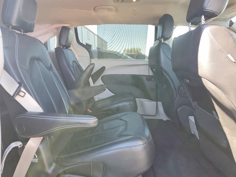 Photo 11 from auction – 2022 CHRYSLER PACIFICA T with VIN 2C4RC1BGXNR214876