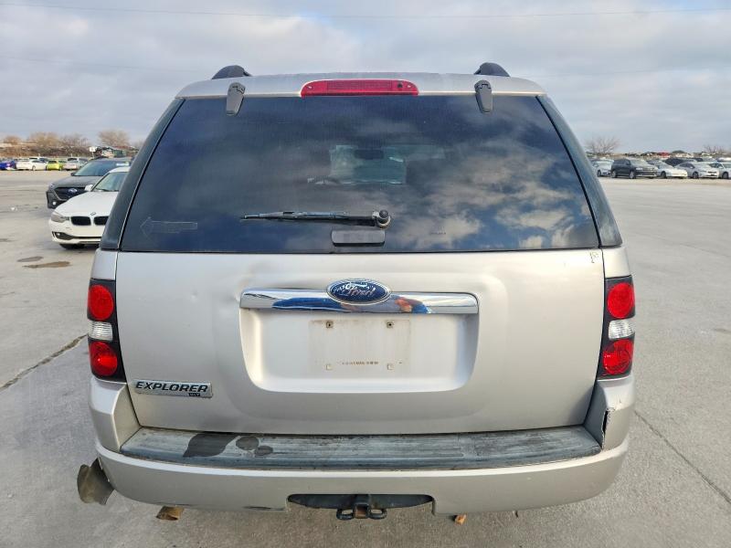 Photo 6 from auction – 2008 FORD EXPLORER X with VIN 1FMEU63E38UA77885