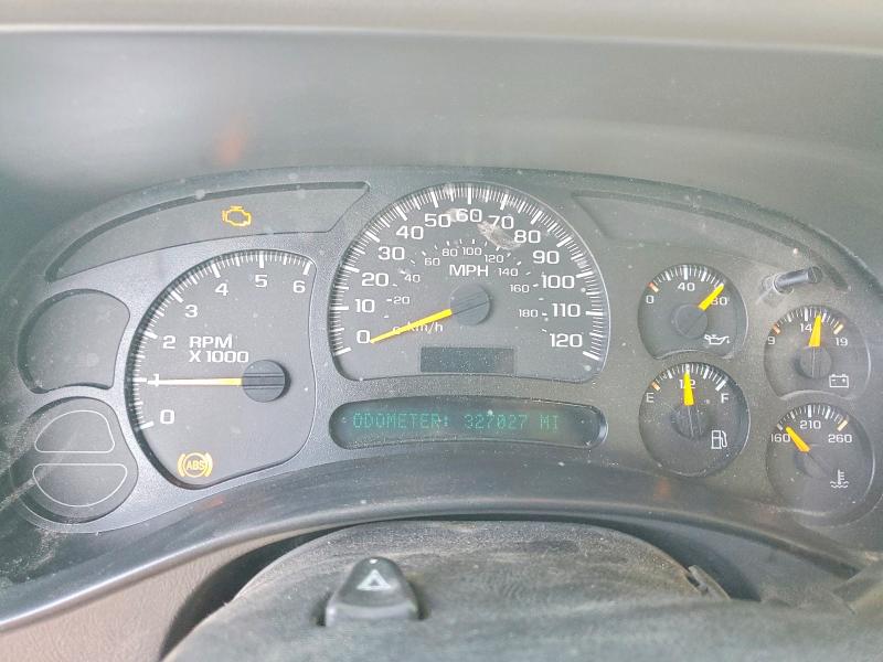 Photo 9 from auction – 2003 CHEVROLET SILVERADO with VIN 2GCEC19V731201517