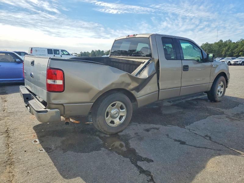 Photo 3 from auction – 2004 FORD F150 with VIN 1FTRX12W04NA83769