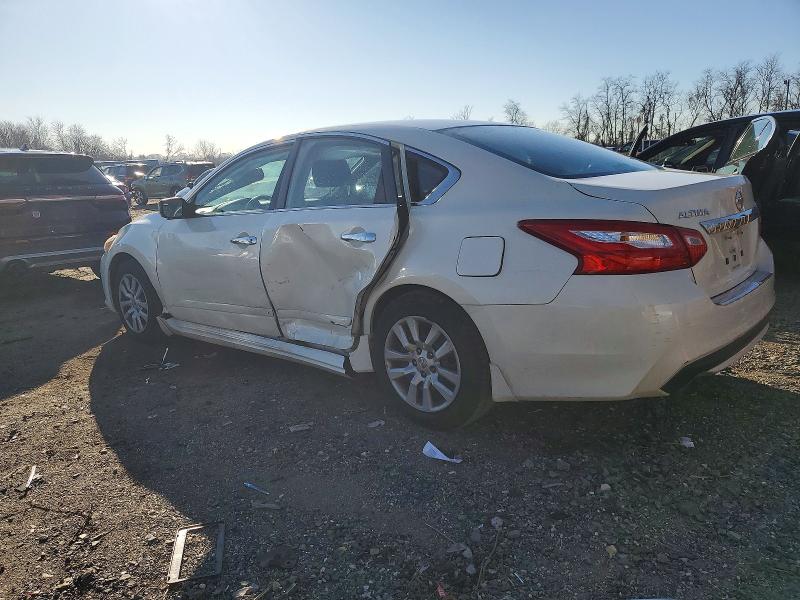 Photo 2 from auction – 2017 NISSAN ALTIMA with VIN 1N4AL3AP2HC150586