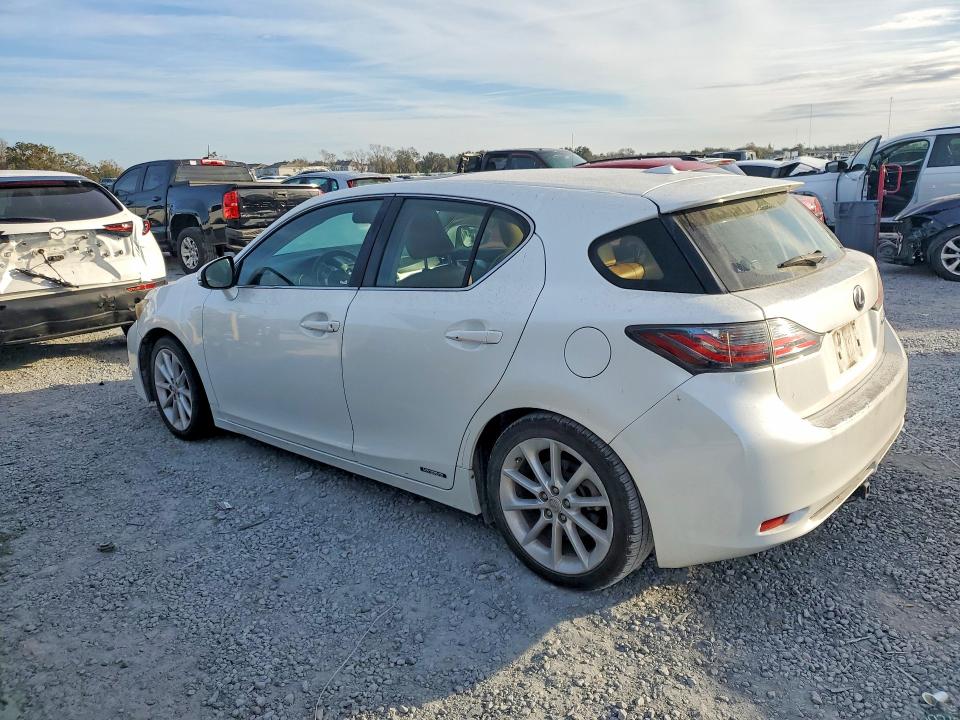 Photo 2 from auction – 2012 LEXUS CT 200 with VIN JTHKD5BH3C2120198