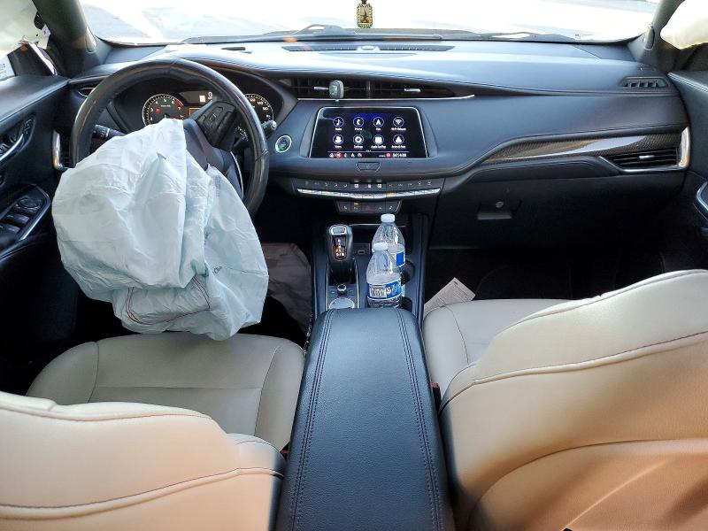 Photo 8 from auction – 2019 CADILLAC XT4 with VIN 1GYFZER47KF107785