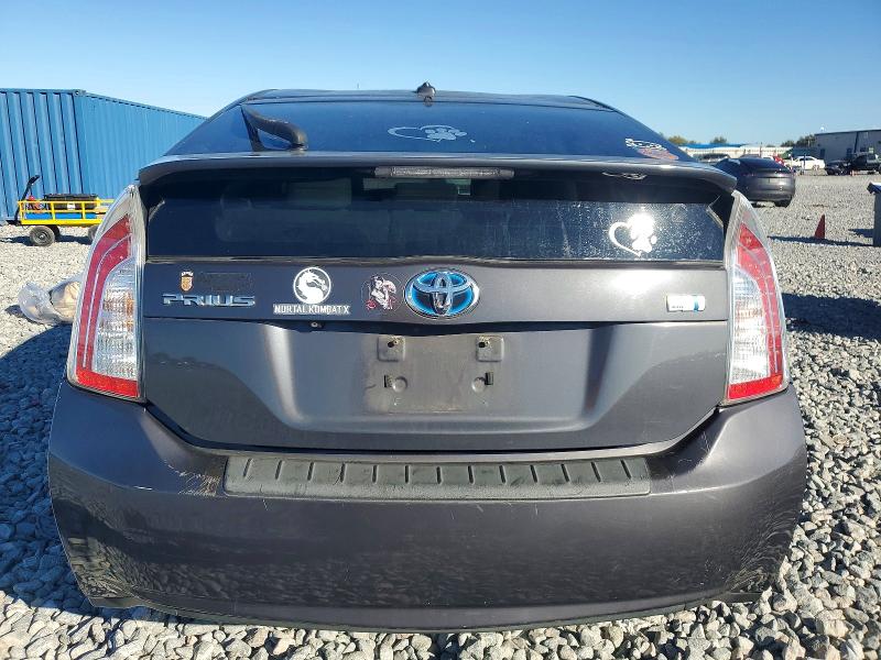 Photo 6 from auction – 2013 TOYOTA PRIUS with VIN JTDKN3DU4D5622313