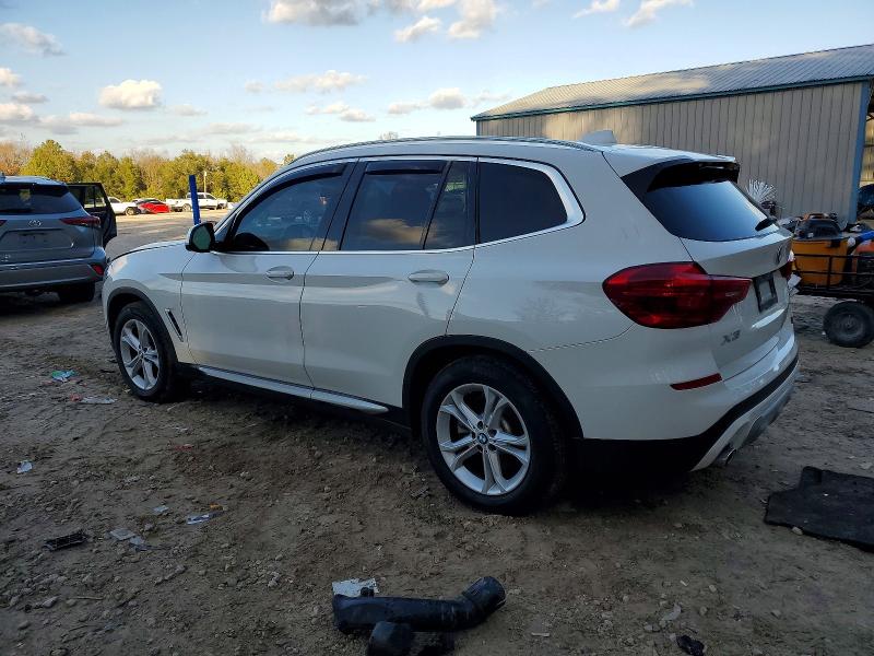 Photo 2 from auction – 2019 BMW X3 SDRIVE3 with VIN 5UXTR7C51KLR46398