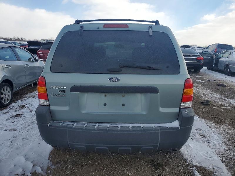 Photo 6 from auction – 2005 FORD ESCAPE with VIN 1FMYU93135KA16362