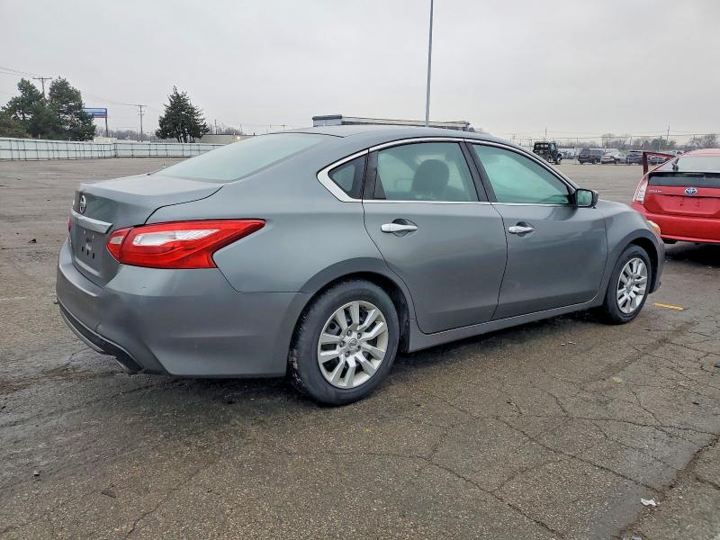 Photo 3 from auction – 2016 NISSAN ALTIMA 2.5 with VIN 1N4AL3AP8GN336913