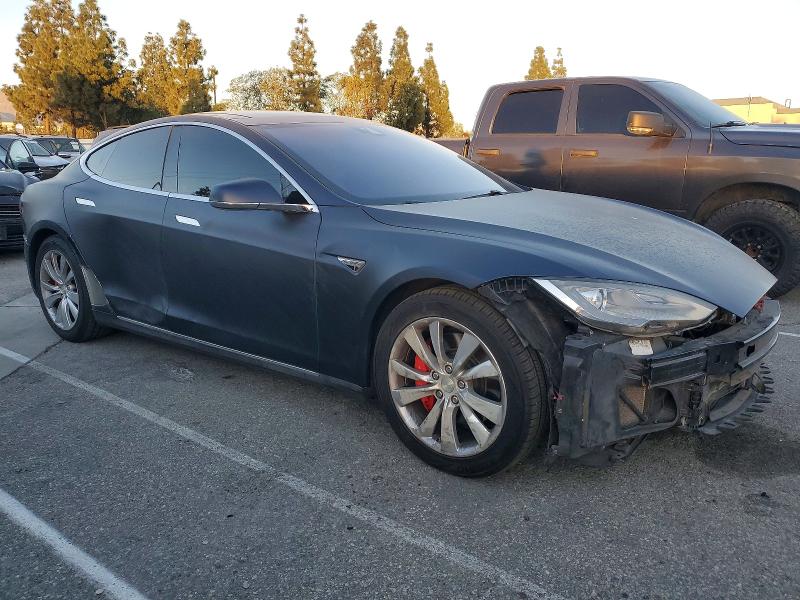 Photo 4 from auction – 2014 TESLA MODEL S with VIN 5YJSA1H28EFP65497