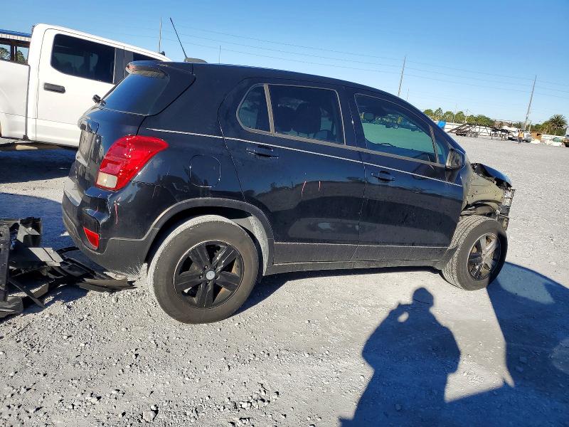 Photo 3 from auction – 2019 CHEVROLET TRAX LS with VIN 3GNCJKSB3KL372546