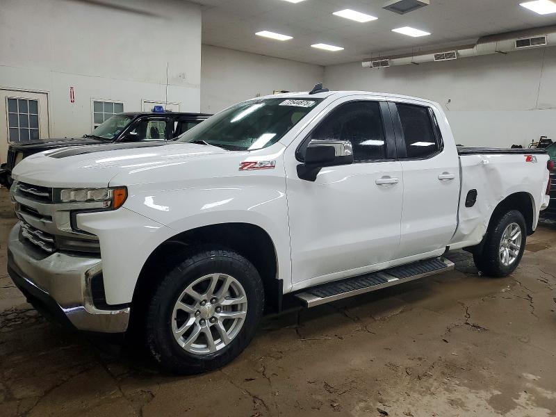 CHEVROLET SILVERADO 2020 with VIN 1GCRYDED7LZ276114 - Photo from auction