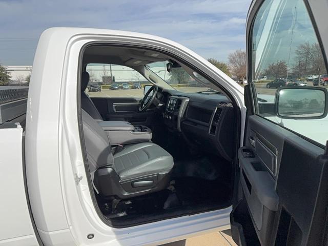Фото 5 с аукциона – 2016 RAM 1500 ST с VIN 3C6JR6DG2GG325847