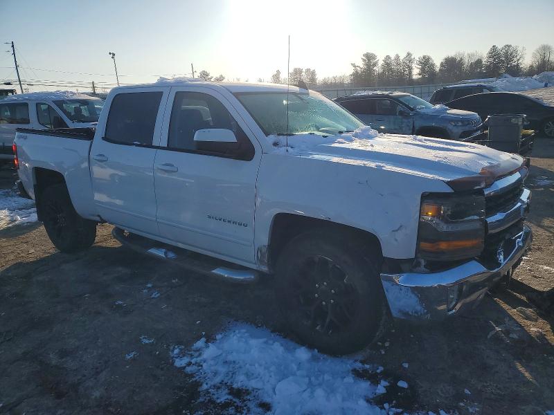 Photo 4 from auction – 2017 CHEVROLET SILVERADO with VIN 3GCUKRECXHG165614