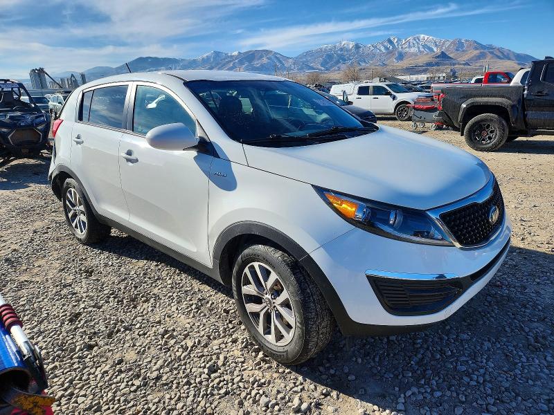 Photo 4 from auction – 2016 KIA SPORTAGE L with VIN KNDPBCAC2G7841130