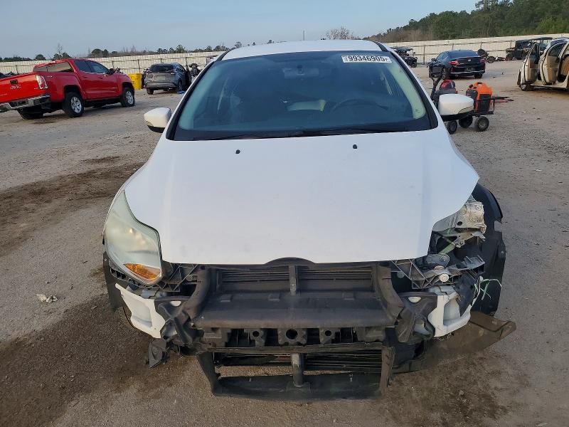 Photo 5 from auction – 2014 FORD FOCUS SE with VIN 1FADP3F21EL179152