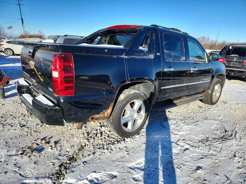 Photo 3 from auction – 2012 CHEVROLET AVALANCHE with VIN 3GNTKGE76CG130507