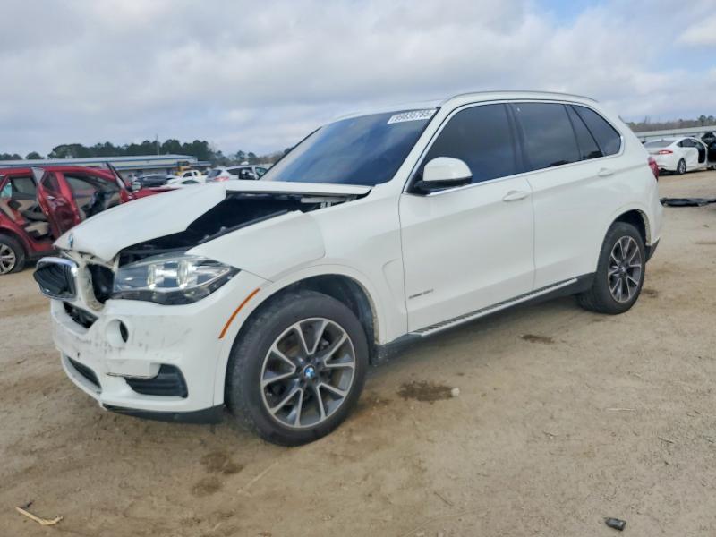 BMW X5 2017 with VIN 5UXKR2C57H0U19071 - Photo from auction