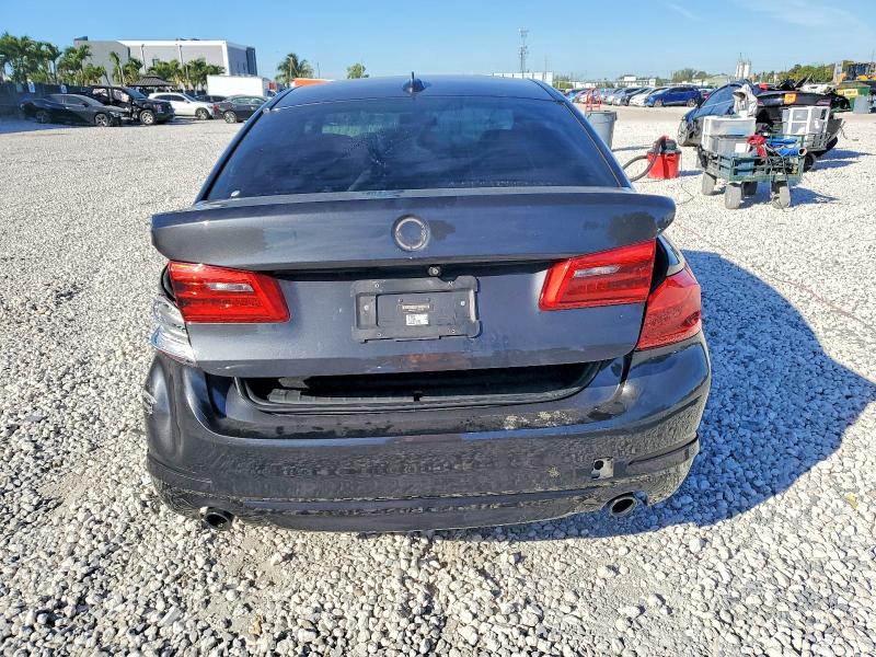 Photo 6 from auction – 2018 BMW 530E with VIN WBAJA9C57JB032654