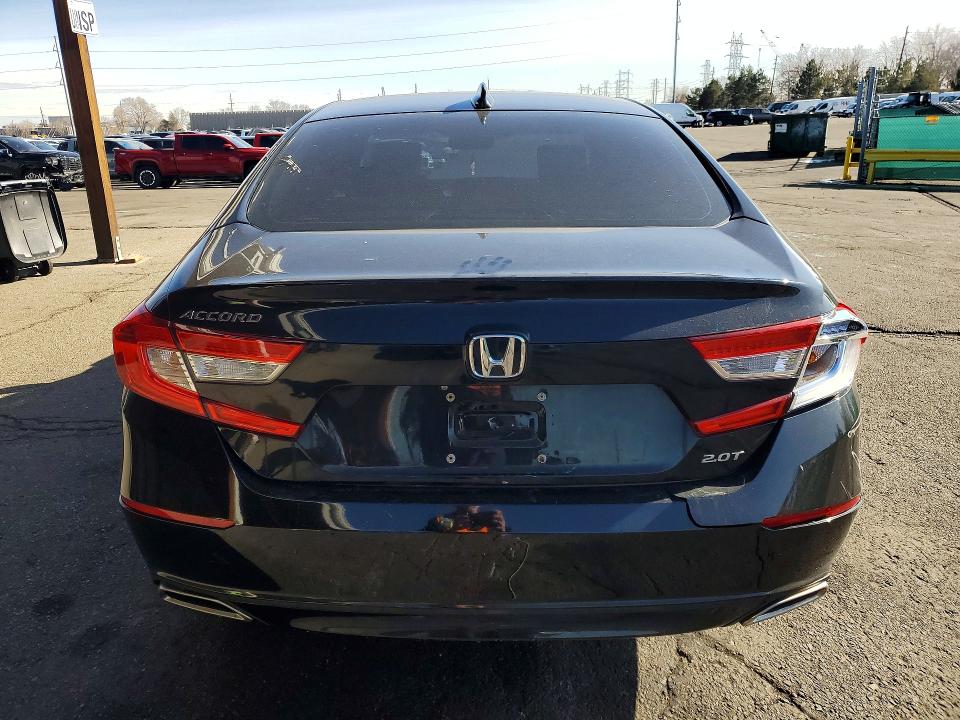 Photo 6 from auction – 2018 HONDA ACCORD with VIN 1HGCV2F54JA020066