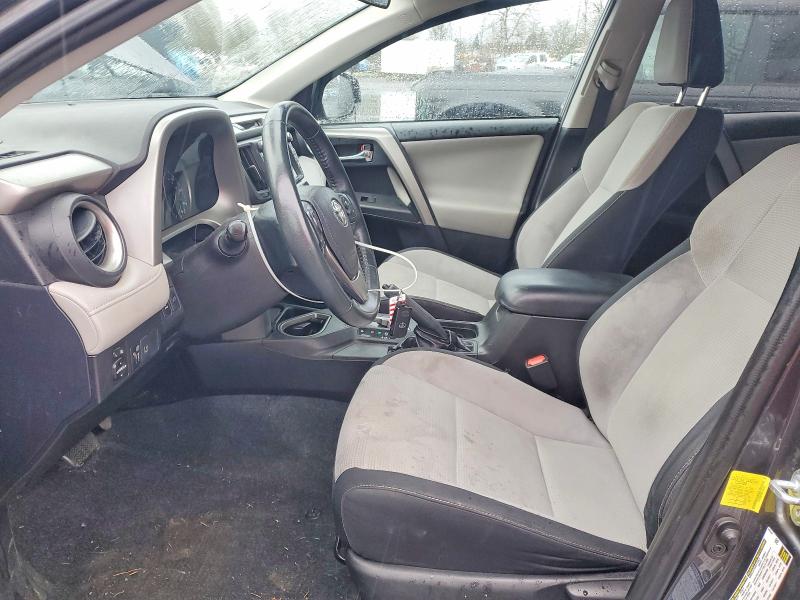 Photo 7 from auction – 2017 TOYOTA RAV4 XLE with VIN 2T3RFREVXHW598992