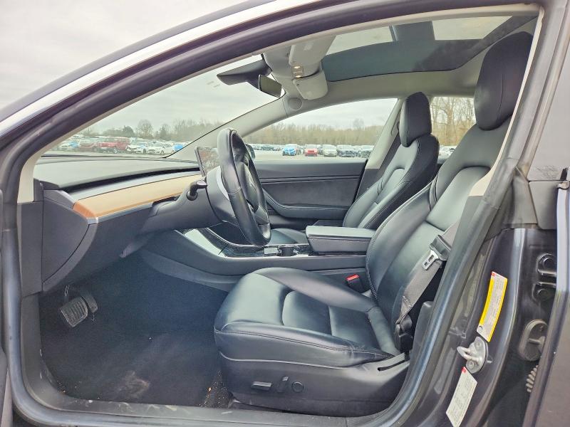 Photo 7 from auction – 2018 TESLA MODEL 3 with VIN 5YJ3E1EA7JF024045
