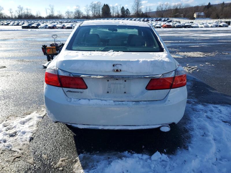 Photo 6 from auction – 2015 HONDA ACCORD with VIN 1HGCR2F37FA244037