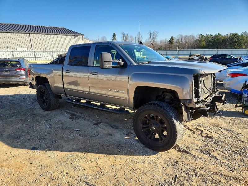 Photo 4 from auction – 2017 CHEVROLET SILVERADO with VIN 3GCUKREC6HG294871