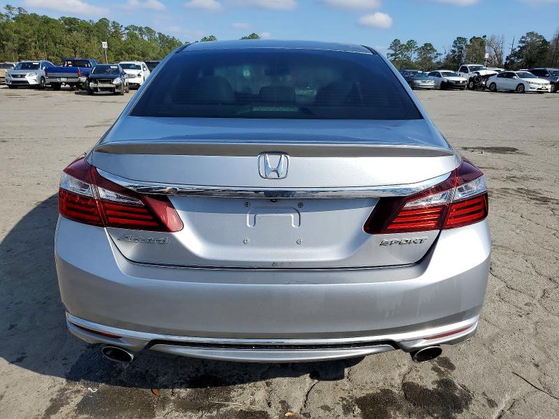 Photo 6 from auction – 2017 HONDA ACCORD SPO with VIN 1HGCR2F52HA023367