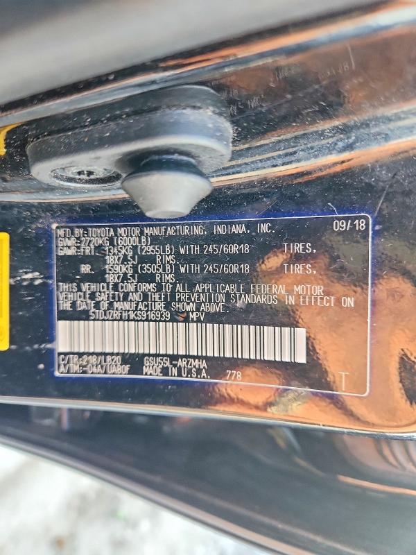 Photo 14 from auction – 2019 TOYOTA HIGHLANDER with VIN 5TDJZRFH1KS916939