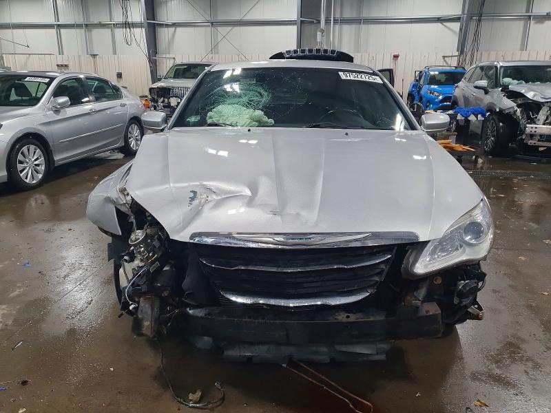 Photo 5 from auction – 2012 CHRYSLER 200 TOURIN with VIN 1C3CCBBB3CN283536