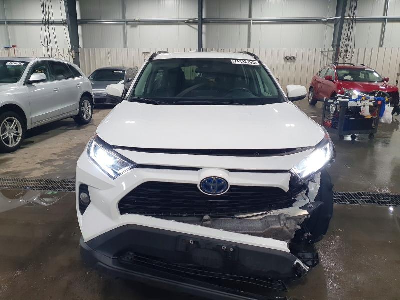 Photo 5 from auction – 2021 TOYOTA RAV4 XLE with VIN 4T3RWRFVXMU042383