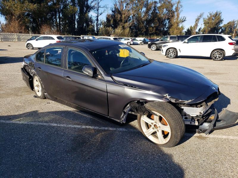 Photo 4 from auction – 2013 BMW 328 with VIN WBA3C1C53DF435578