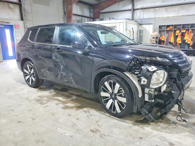 Photo 4 from auction – 2025 MITSUBISHI OUTLANDER with VIN JA4J4VA81SZ034354
