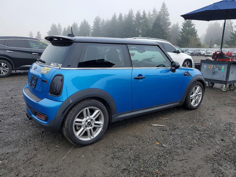 Photo 3 from auction – 2011 MINI COOPER S with VIN WMWSV3C56BTY21265
