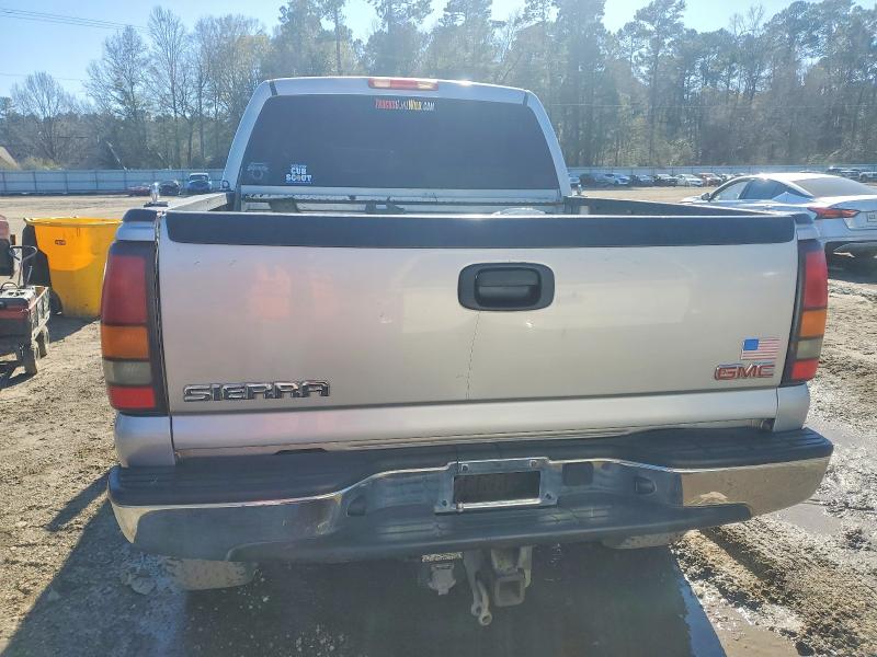 Photo 6 from auction – 2005 GMC NEW SIERRA with VIN 2GTEK13T551229698