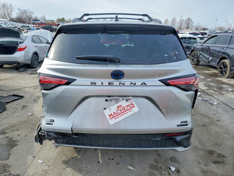 Photo 6 from auction – 2023 TOYOTA SIENNA XSE with VIN 5TDCSKFC5PS075160