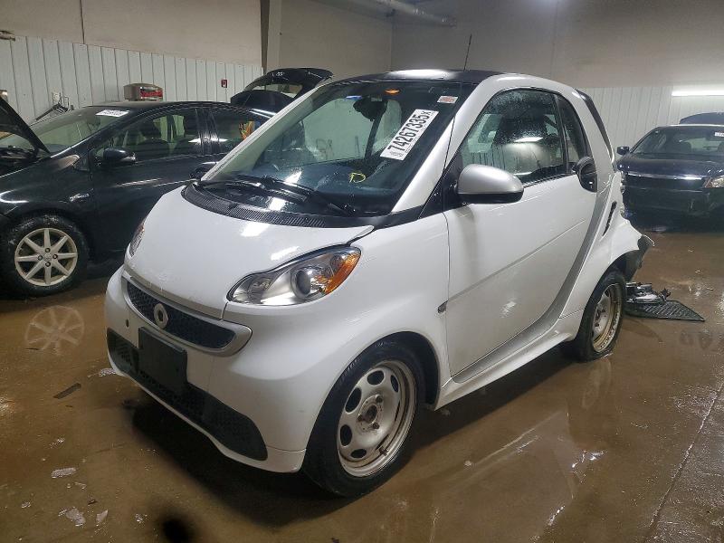 SMART FORTWO PUR 2015 with VIN WMEEJ3BA9FK809764 - Photo from auction