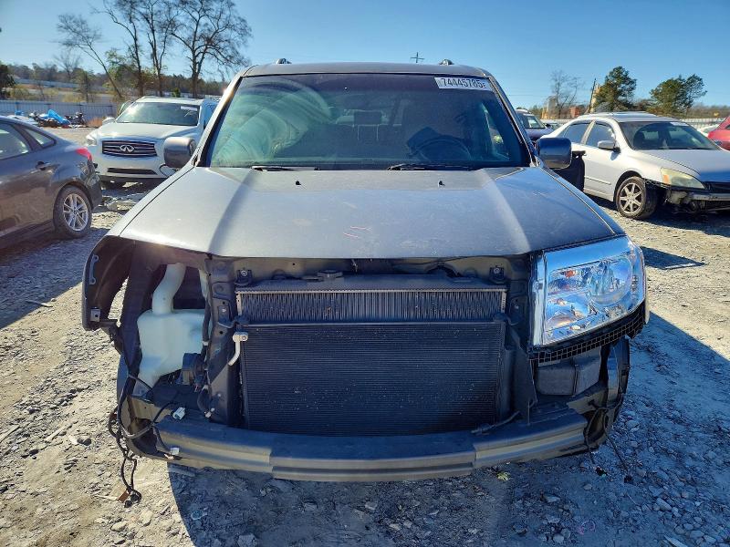 Photo 5 from auction – 2012 HONDA PILOT TOUR with VIN 5FNYF3H90CB037125