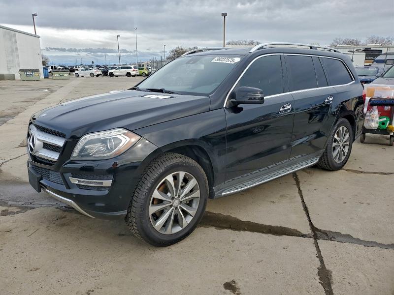 MERCEDES-BENZ GL 350 BLU 2015 with VIN 4JGDF2EE3FA569973 - Photo from auction