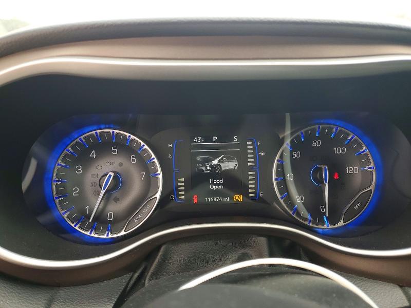 Photo 9 from auction – 2018 CHRYSLER PACIFICA T with VIN 2C4RC1FG2JR116428