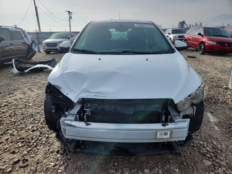 Photo 5 from auction – 2014 CHEVROLET SONIC with VIN 1G1JC6SG2E4106077