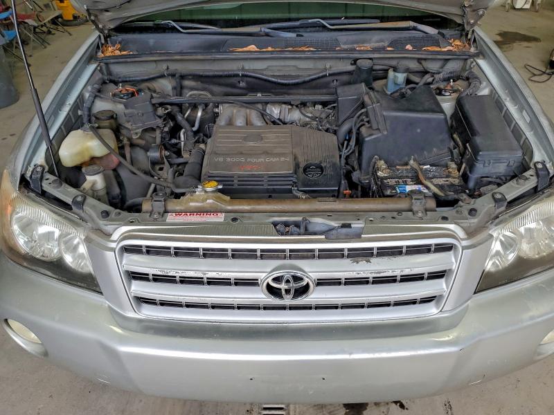 Photo 12 from auction – 2001 TOYOTA HIGHLANDER with VIN JTEGF21A810015343