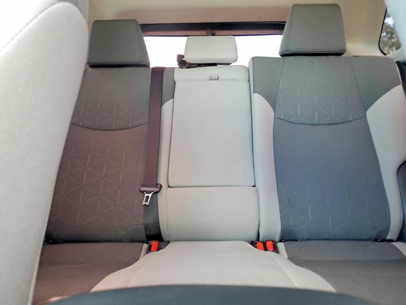 Photo 10 from auction – 2019 TOYOTA RAV4 XLE with VIN 2T3W1RFV3KC023657
