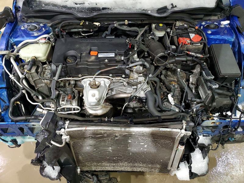 Фото 11 с аукциона – 2018 HONDA CIVIC EX с VIN 19XFC2F72JE033642