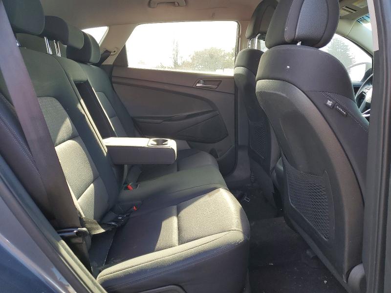 Photo 11 from auction – 2017 HYUNDAI TUCSON with VIN KM8J33A44HU289124