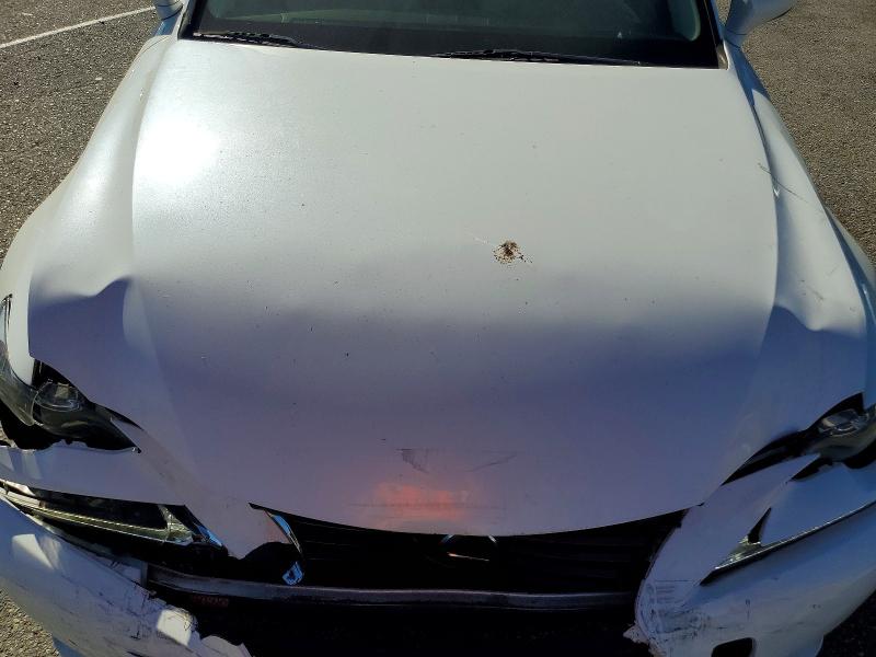 Photo 11 from auction – 2015 LEXUS IS with VIN JTHBF1D2XF5081852