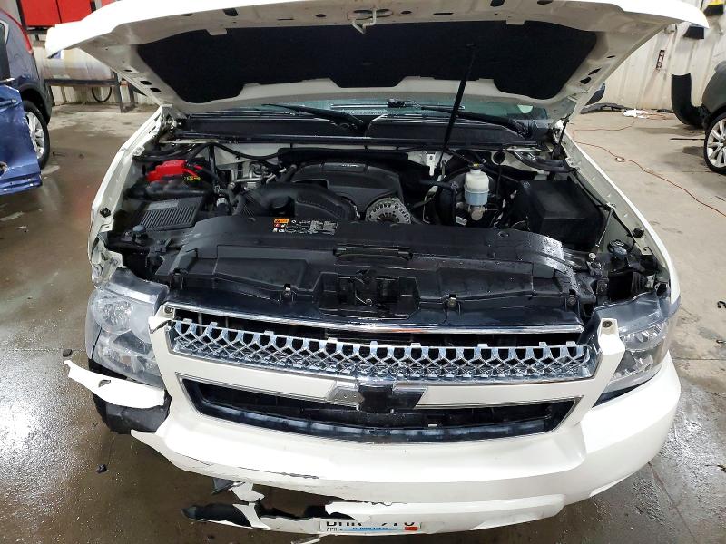 Photo 12 from auction – 2013 CHEVROLET TAHOE with VIN 1GNSKCE05DR287759