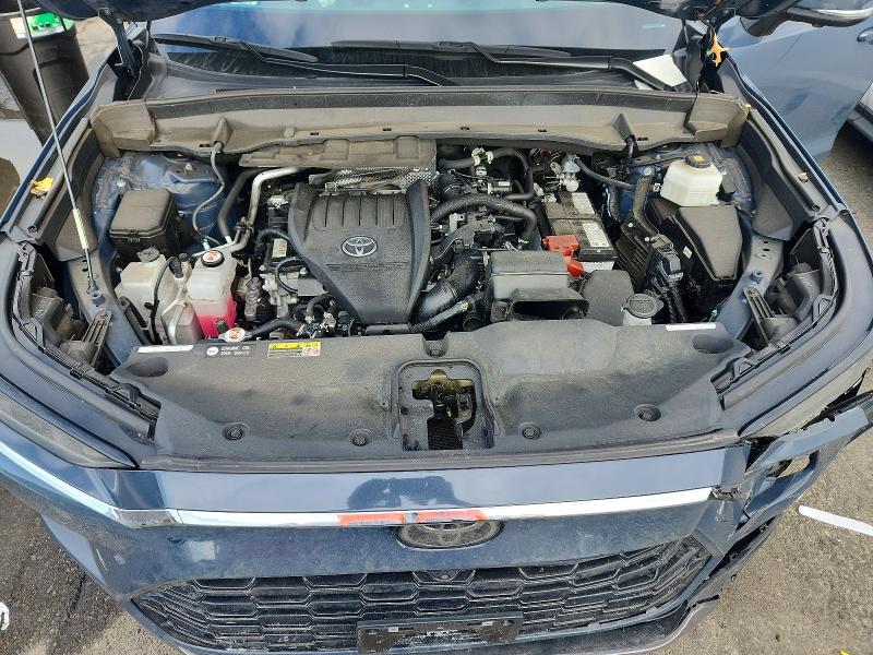 Photo 12 from auction – 2024 TOYOTA GRAND HIGH with VIN 5TDAAAB51RS010790
