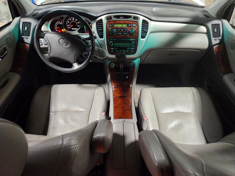 Photo 8 from auction – 2005 TOYOTA HIGHLANDER with VIN JTEDP21A050067992