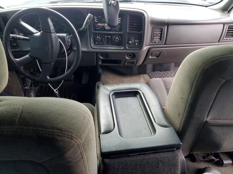 Photo 8 from auction – 2004 CHEVROLET SILVERADO with VIN 1GCGK29U34Z126784